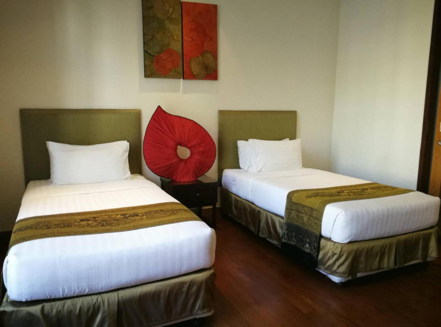 Hua Hin Blue Lagoon 七岩 外观 照片